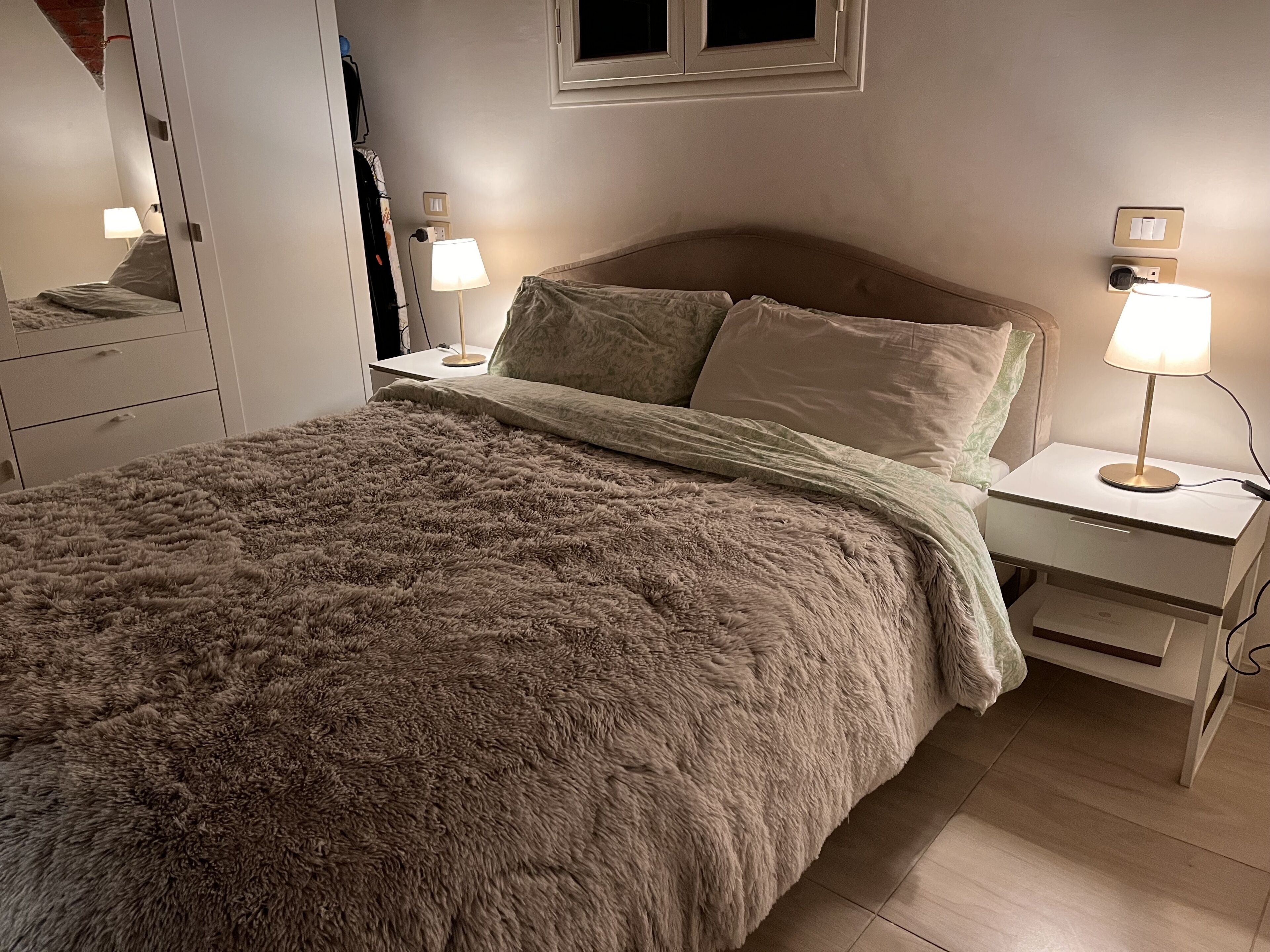 Studio with a Garden View | Minibar, ameublement personnalisé