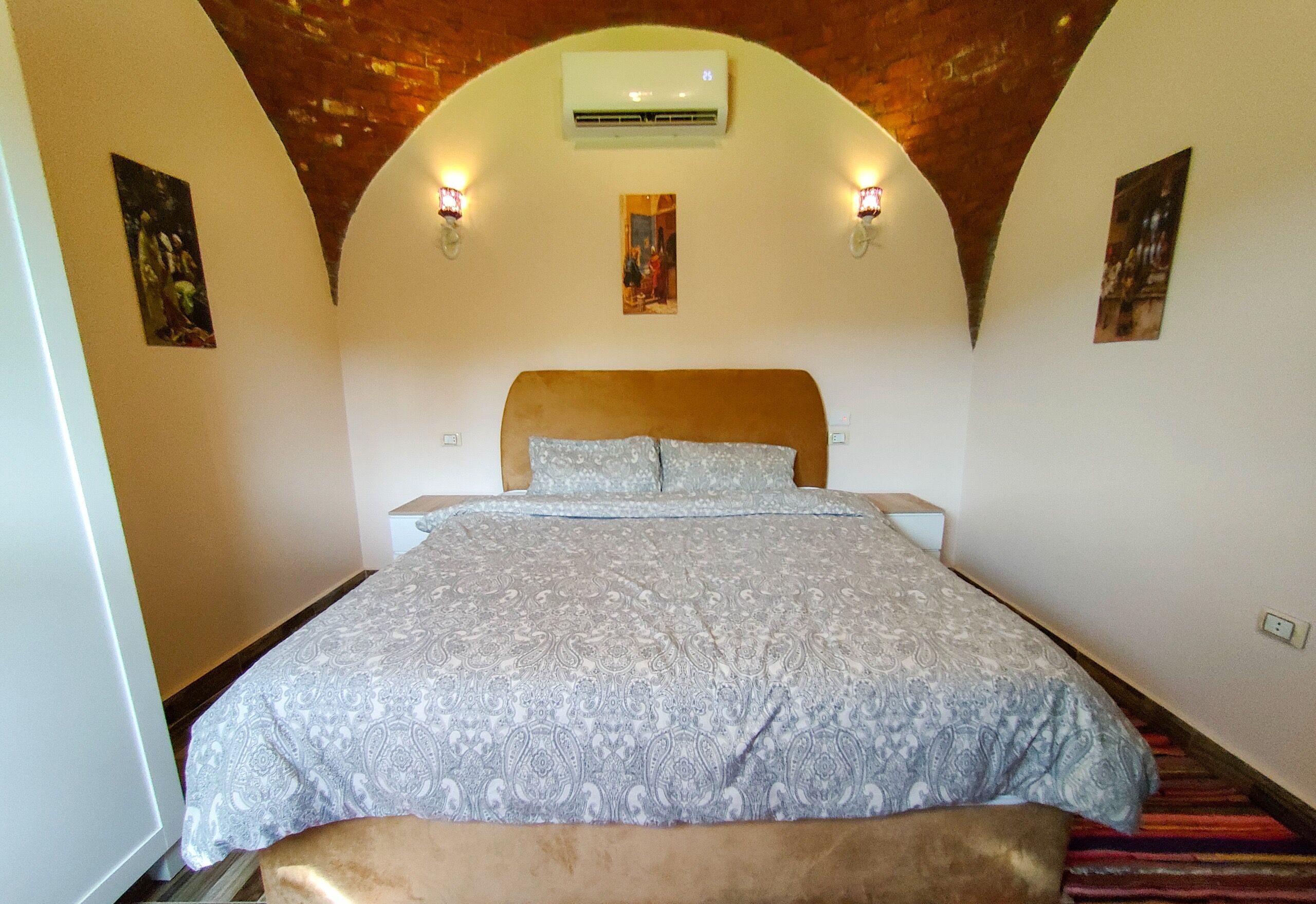 ロイヤル ルーム | ミニバー、客室ごとに異なるインテリア、ノートパソコン用作業スペース、WiFi (無料)