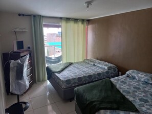 2 bedrooms, iron/ironing board, WiFi - House 30 meters from the Sea of ​​Arraial do Cabo with private gourmet area (Arraial do Cabo)