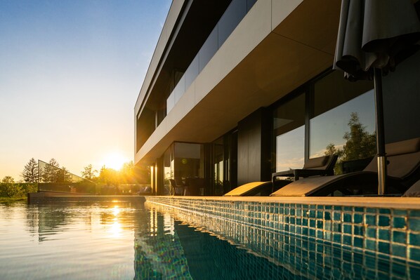 Pool - The Villa O, a unique luxury experience in Sarajevo (Sarajevo)