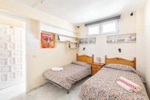 1 Schlafzimmer, Schreibtisch, Bügeleisen/Bügelbrett, kostenloses WLAN