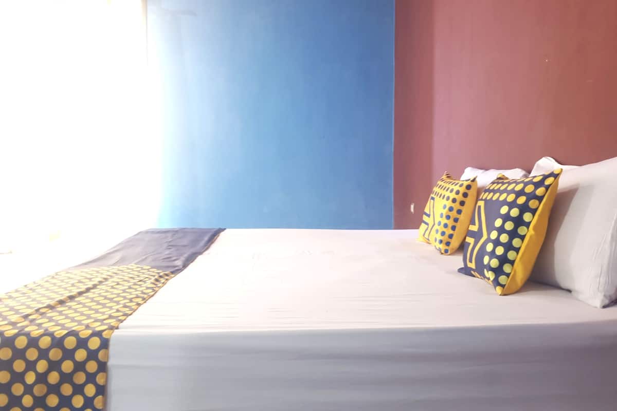 Double Room | Meja, Wi-fi percuma, cadar katil 