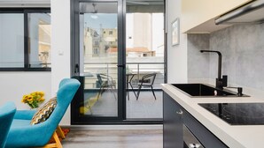 Studio, balkon | Interior