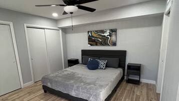 2 habitaciones, tabla de planchar con plancha y wifi gratis