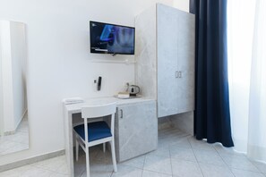 Habitación doble Deluxe, 1 habitación | Wifi gratis 