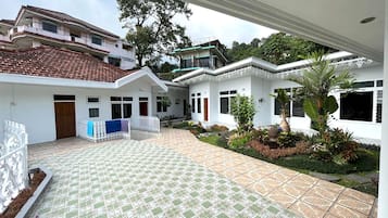 Khu sảnh