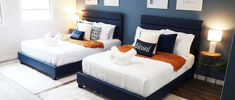 1 chambre, fer et planche à repasser, lit de bébé portatif, Wi-Fi