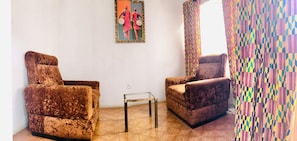 Executive Chalet | Free WiFi, bed sheets