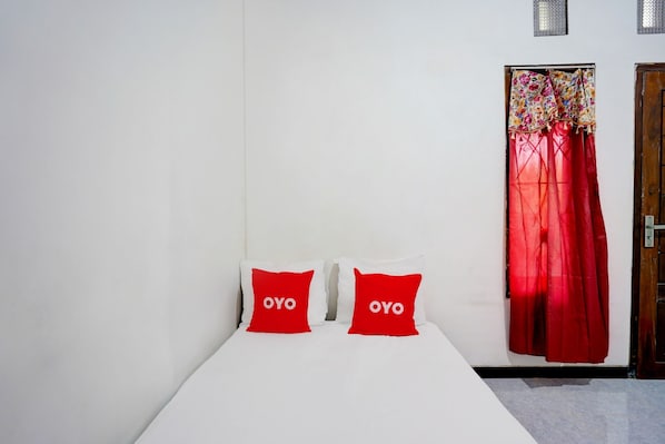 Habitación doble estándar | Escritorio, wifi gratis y ropa de cama 
