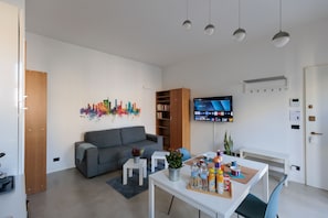 Smart TV, books