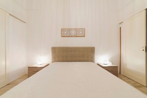 3 dormitorios, tabla de planchar con plancha, wifi gratis y ropa de cama