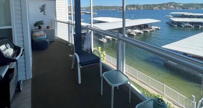 LAKEFRONT 2 BED/2 BATH CONDO W/ BOAT SLIP +3 POOLS & 2 HOT TUBS @ 2MM