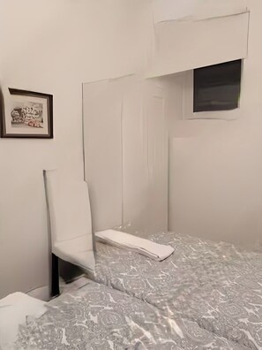 2 habitaciones, escritorio y sistema de insonorización 