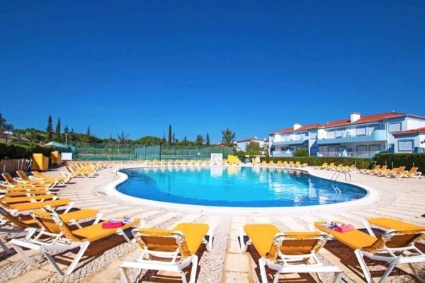 PISCINA EXTERIOR