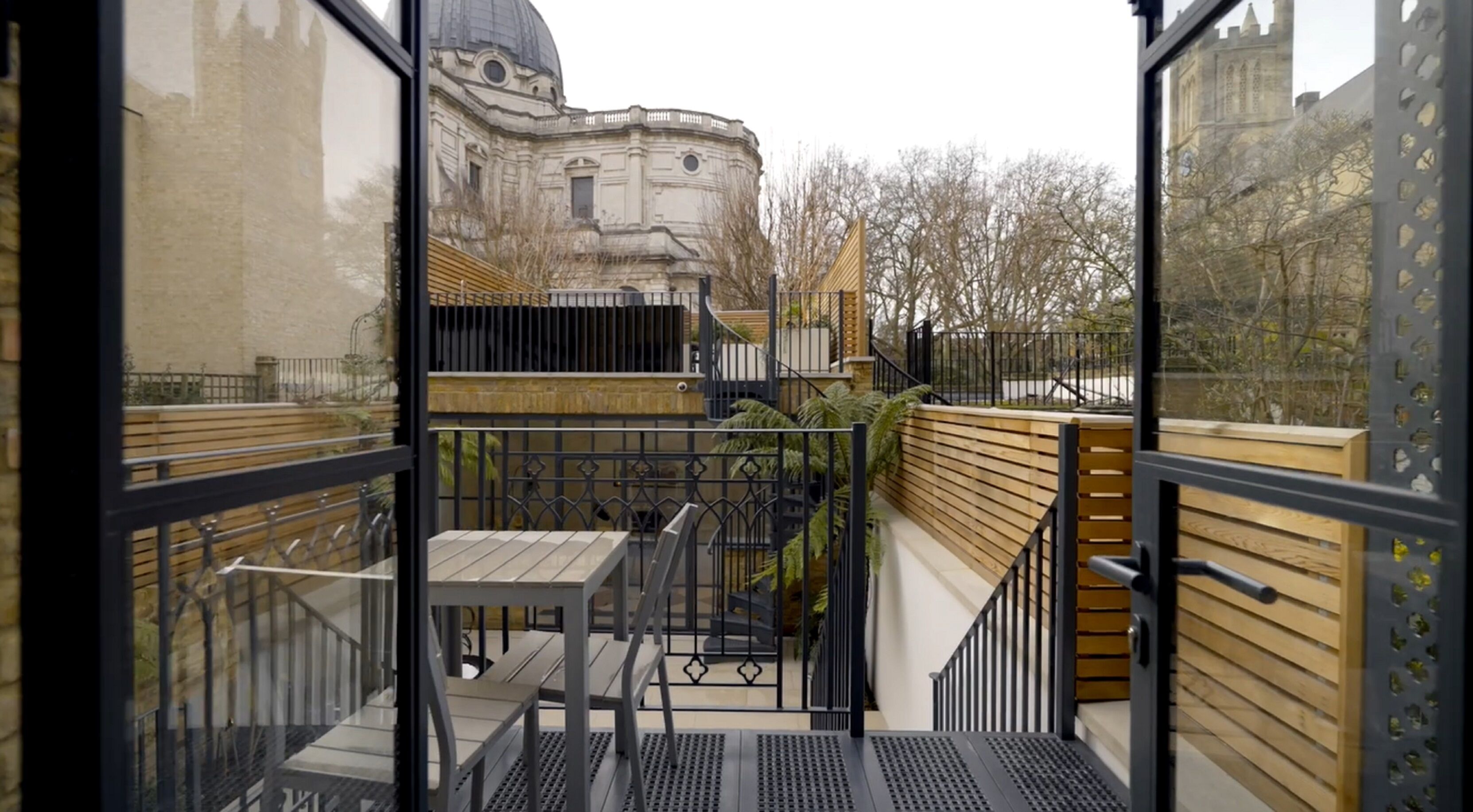 House, Multiple Beds | Property grounds