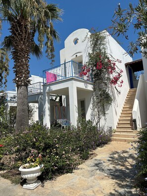 Chambre Standard | Minibar, coffres-forts dans les chambres, bureau, draps fournis