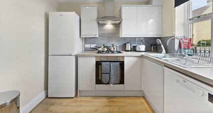 Stunning 5 Bedroom House in the Cotswolds - Garden