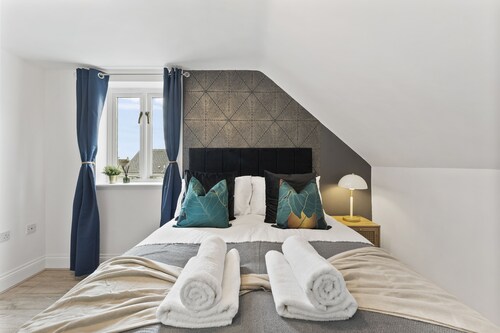 Stunning 5 Bedroom House in the Cotswolds - Garden