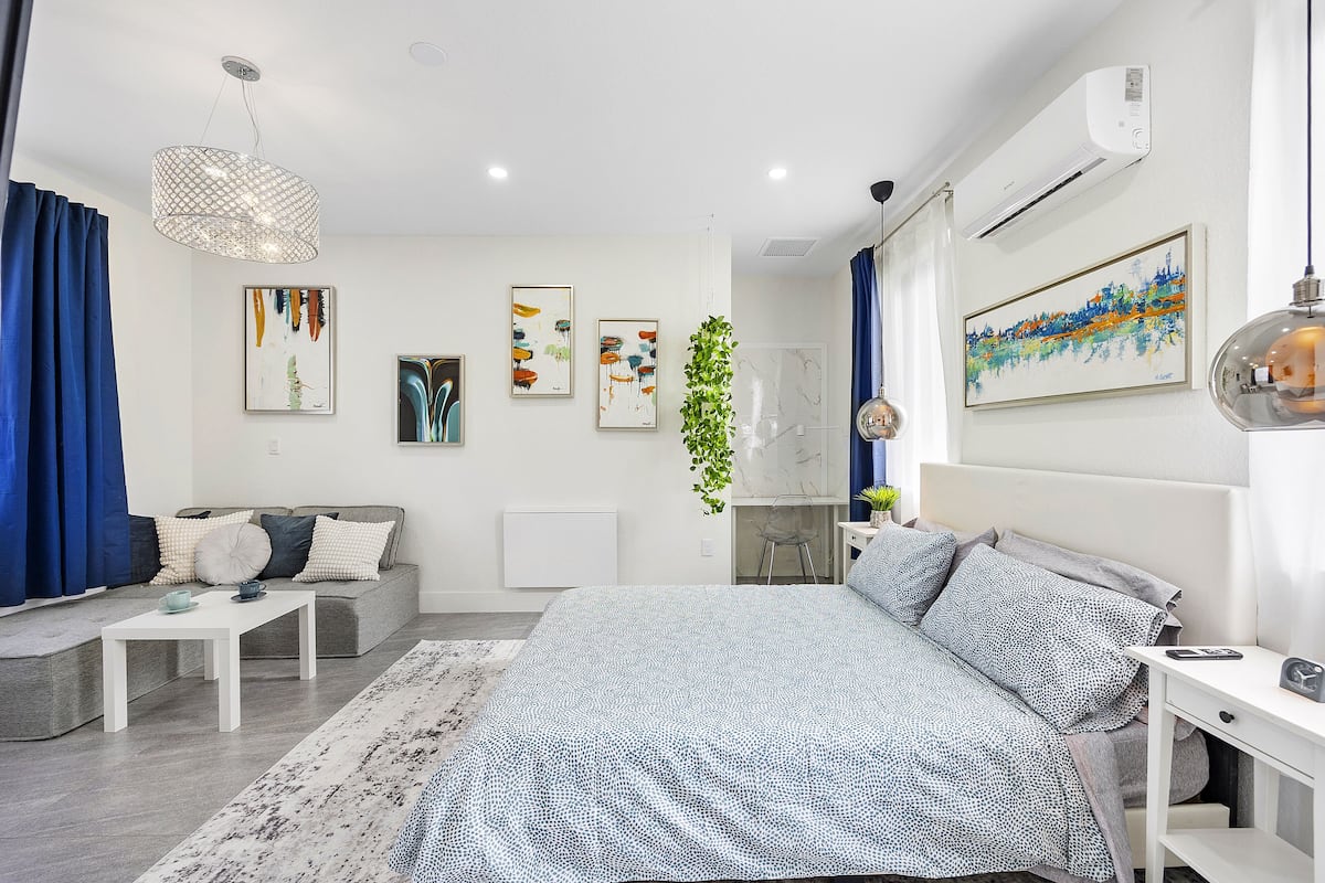 1 Schlafzimmer, Reisekinderbett, kostenloses WLAN, Bettwäsche