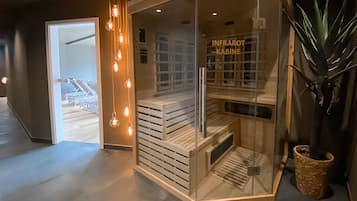 Sauna seca, sauna a vapor, massagens com pedras quentes