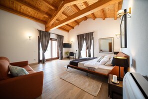 4 soveværelser, internetforbindelse, sengetøj