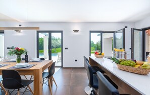 Dining - Villa Frida by Istrabook (Vižinada)