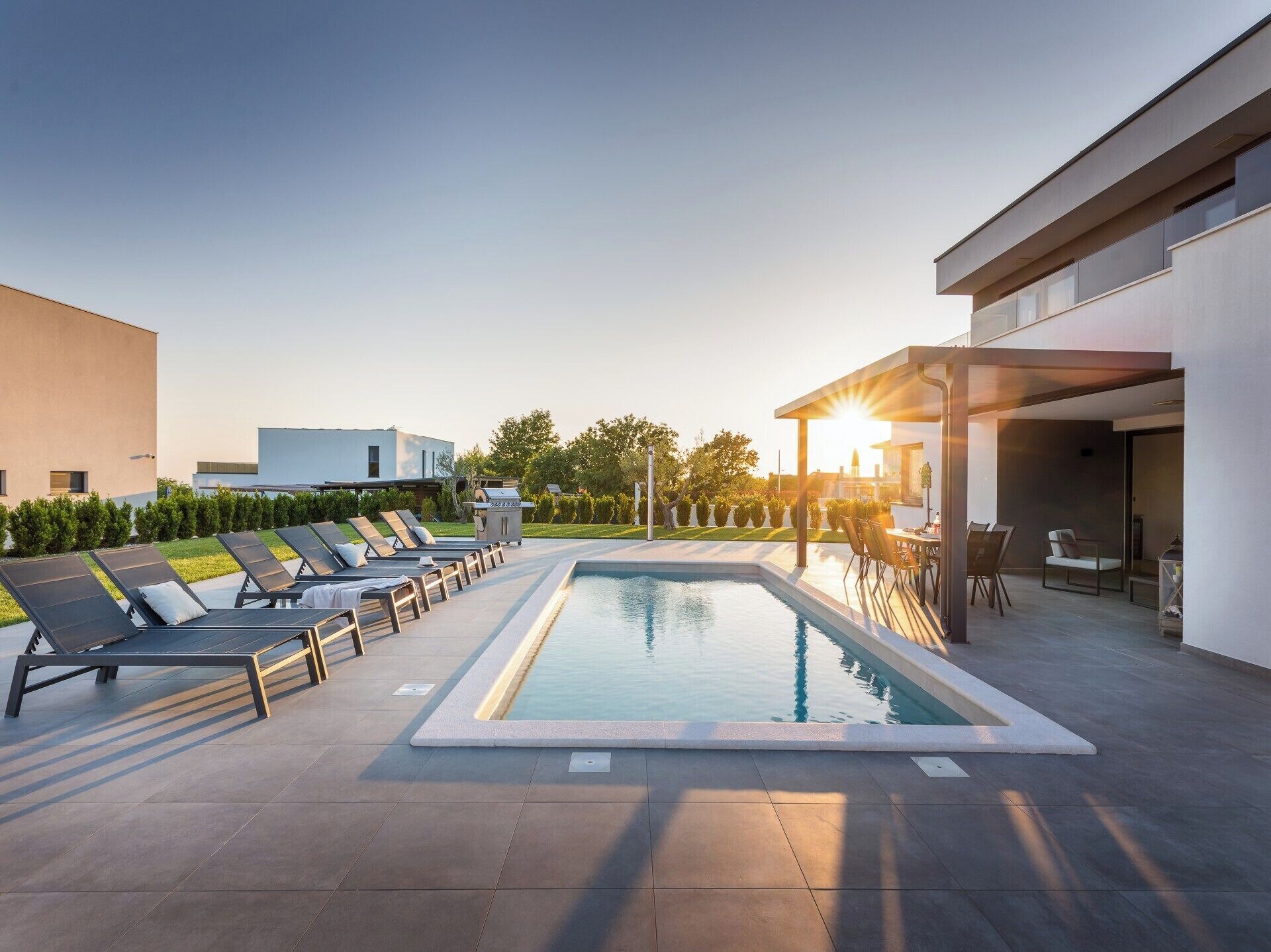 Et oppvarmet basseng