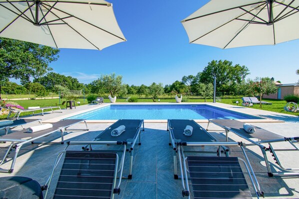 Pool - VILLA HACIENDA AFRODITA (Pula)