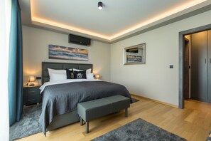 3 bedrooms, internet, bed sheets - Beautiful villa with a private pool and jacuzzi near Poreč (Poreč)