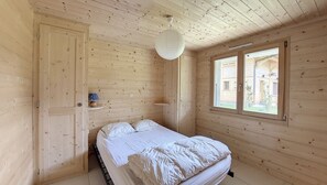 5 bedrooms, free WiFi