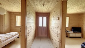 5 chambres, accès au Wi-Fi (inclus)