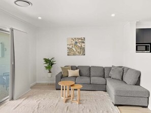 تلفزيون ذكي