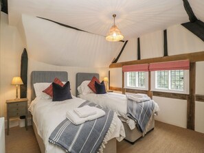4 bedrooms, individually decorated, individually furnished, free WiFi - Byways (Malvern)