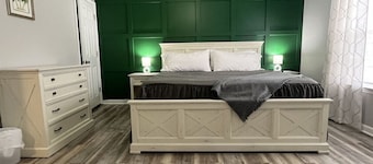 Foley Fully Furnished Home near OWA – Perfect for Mid-Term Stays!