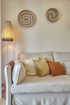 Appartement supérieur | Aire de séjour | Téléviseur