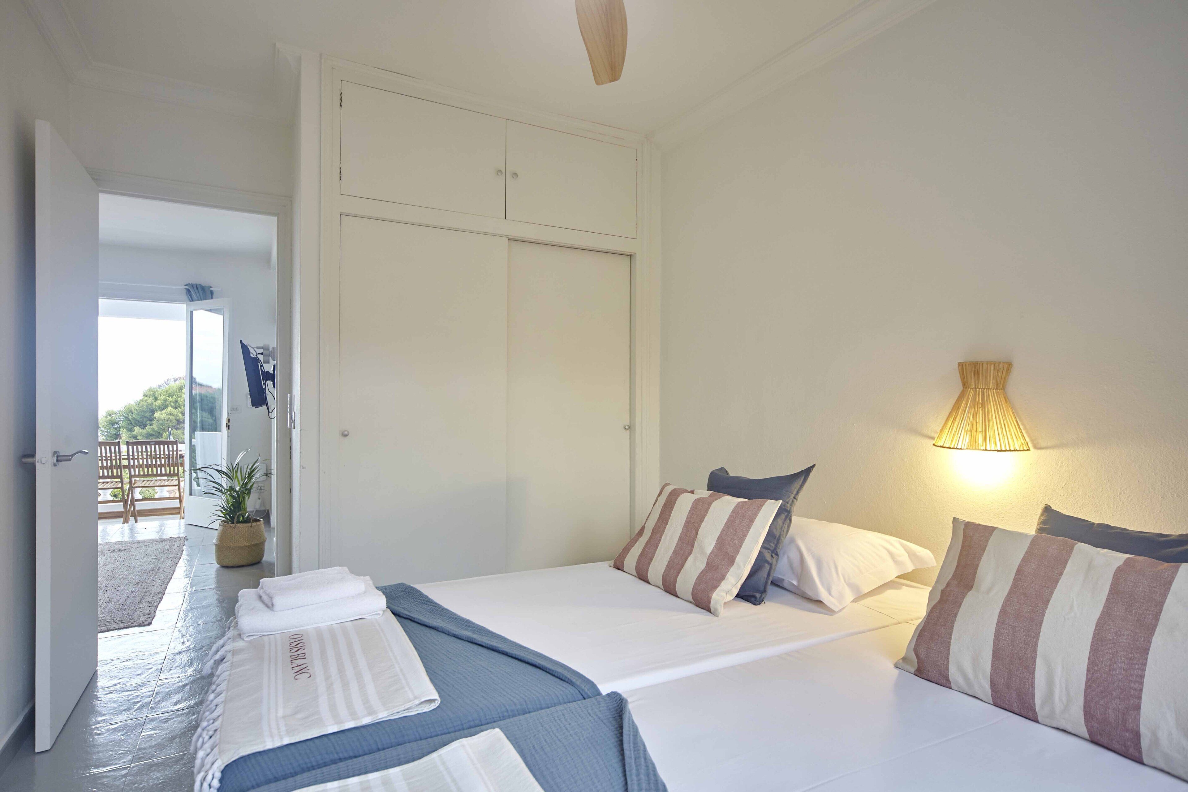 superior apartment, sea view | iron/ironing board, free wifi