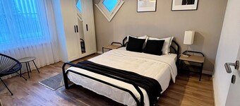 Black & White Apartment