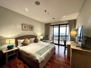พาโนรามิกอพาร์ทเมนท์ | 1 ห้องนอน, ตู้นิรภัยในห้องพัก, ห้องพักตกแต่งอย่างมีเอกลักษณ์