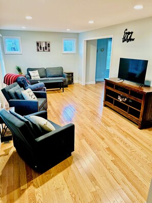 تلفزيون ذكي، كُتُب