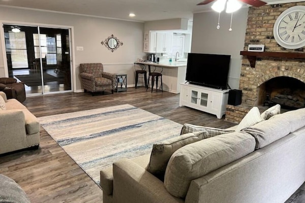 Smart TV, fireplace, printers