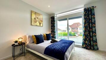 3 Schlafzimmer, Bügeleisen/Bügelbrett, Internetzugang, Bettwäsche