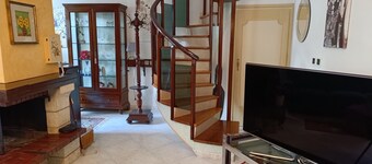 Apartment in courtyard 15' from Lake Garda