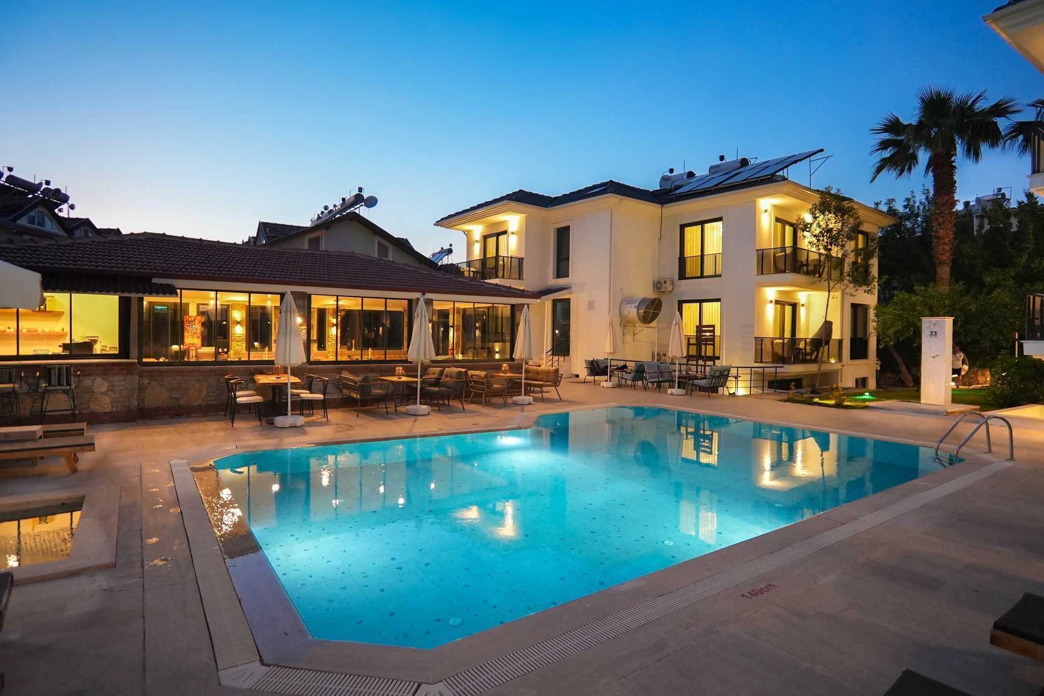 Photo - Marla Suite Hotel
