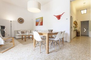 Dining - Handsome Country Villa With Private Pool:your Dream Getaway! (Oria)