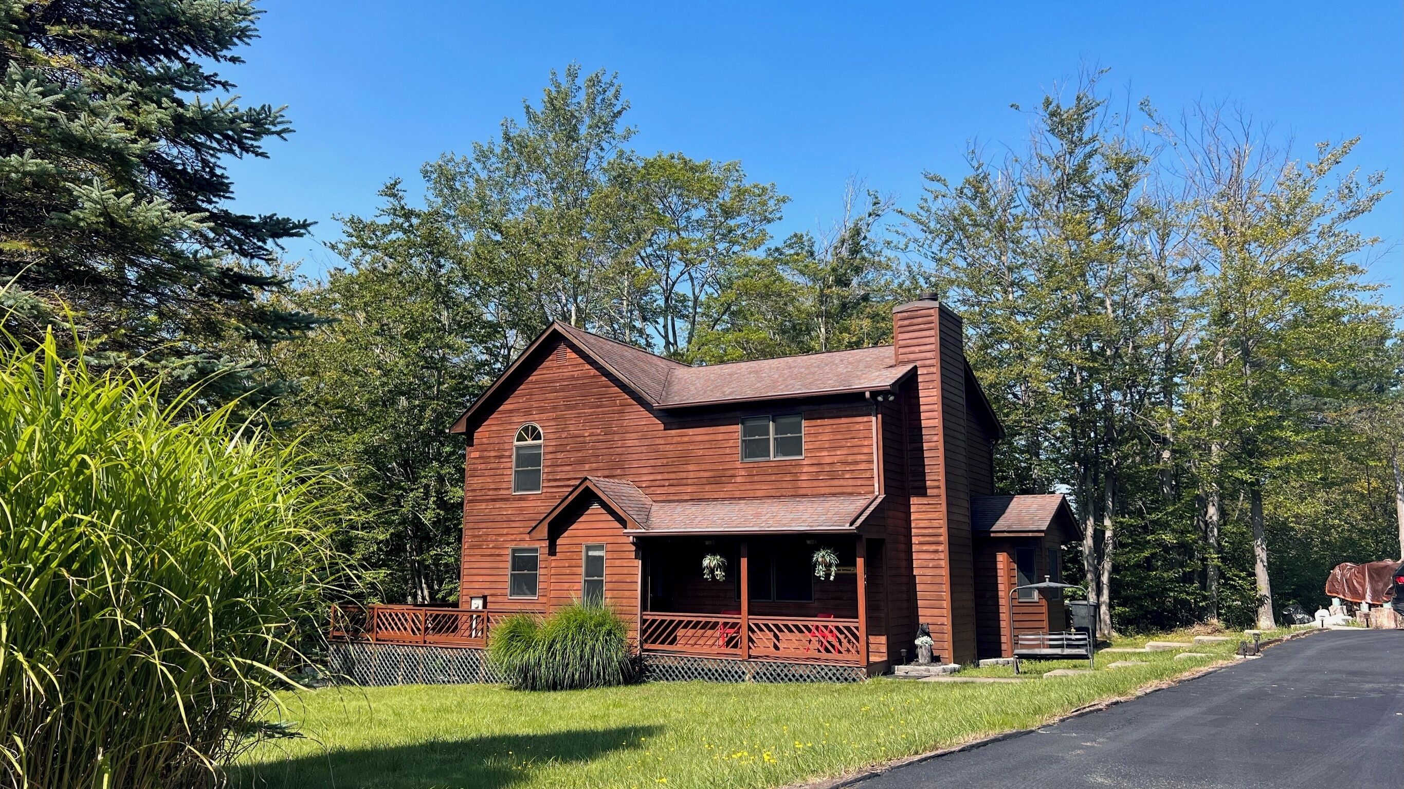 Live It Up Lodge - Mtn Bike Mecca, Walk to Ski, Dog Friendly 