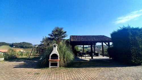 Luxury farmhouse Casa Albarossa with pool and view of Monferrato hills