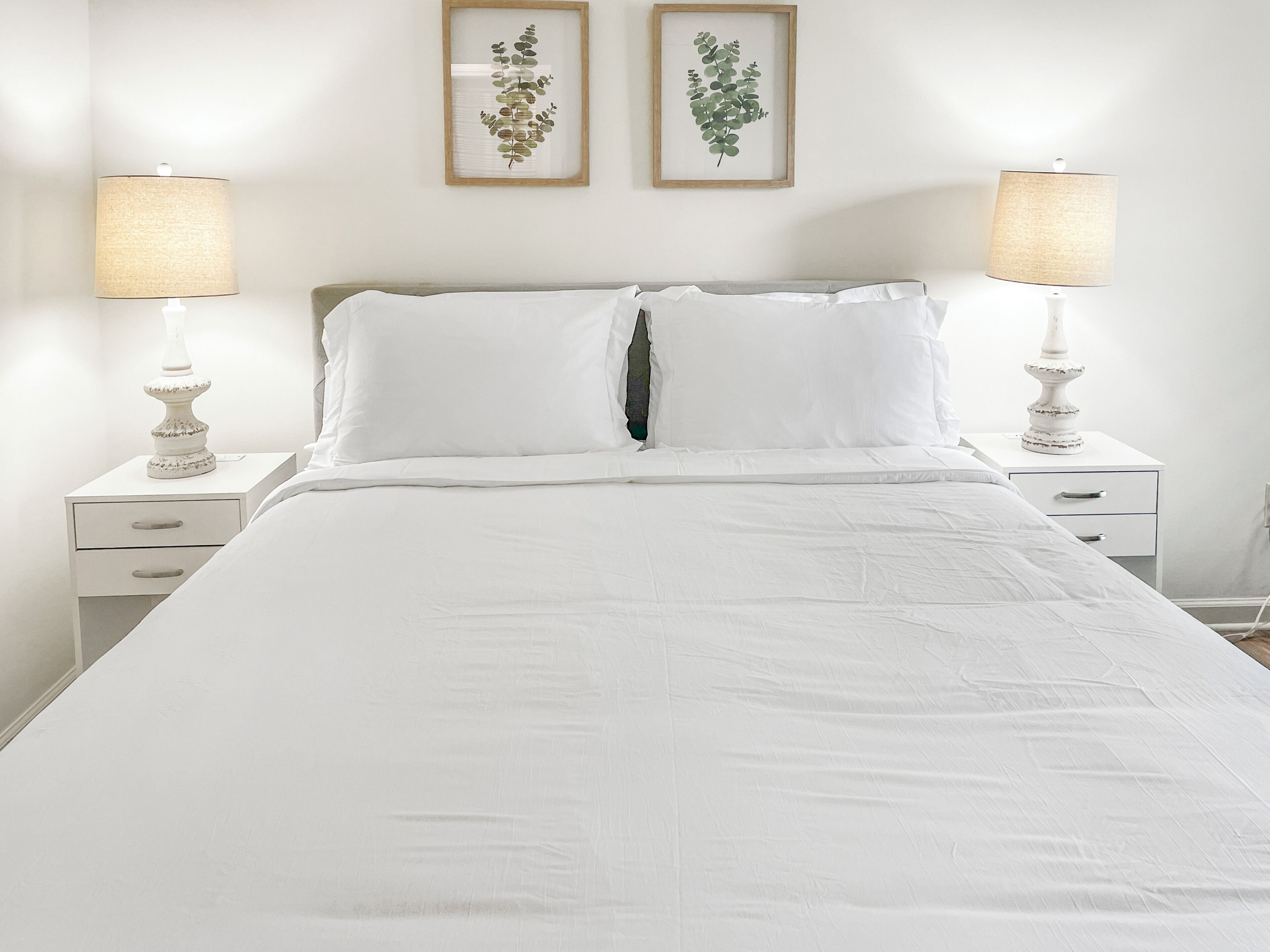 2 Schlafzimmer, Schreibtisch, Bügeleisen/Bügelbrett, kostenloses WLAN