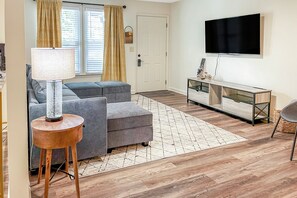 Smart TV, books