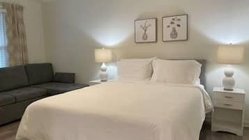 2 bedrooms, desk, iron/ironing board, free WiFi