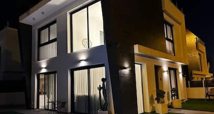 Luxury Villa With Swiming Pool